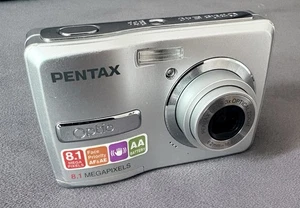 Pentax Optio E40 Digital Camera 8.1MP Silver - Tested & Working -Great Condition - Picture 1 of 6