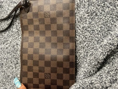 Auth Louis Vuitton Damier Ebene Neverfull MM Pouch - Image 1 of 4