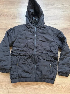 Chaqueta con capucha NEGRA para MUJER Talla: Grande (Ancho 21 pulgadas, Largo 25 pulgadas, Hombro 17 pulgadas) Foto 1 de 2