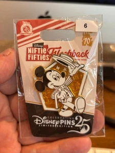 Spilla evento Disneyland Niftie anni Cinquanta - Personaggi vintage - Topolino - Foto 1 di 1