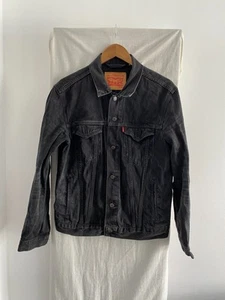 LEVIS Black Denim Trucker Jacket Size M - Picture 1 of 4