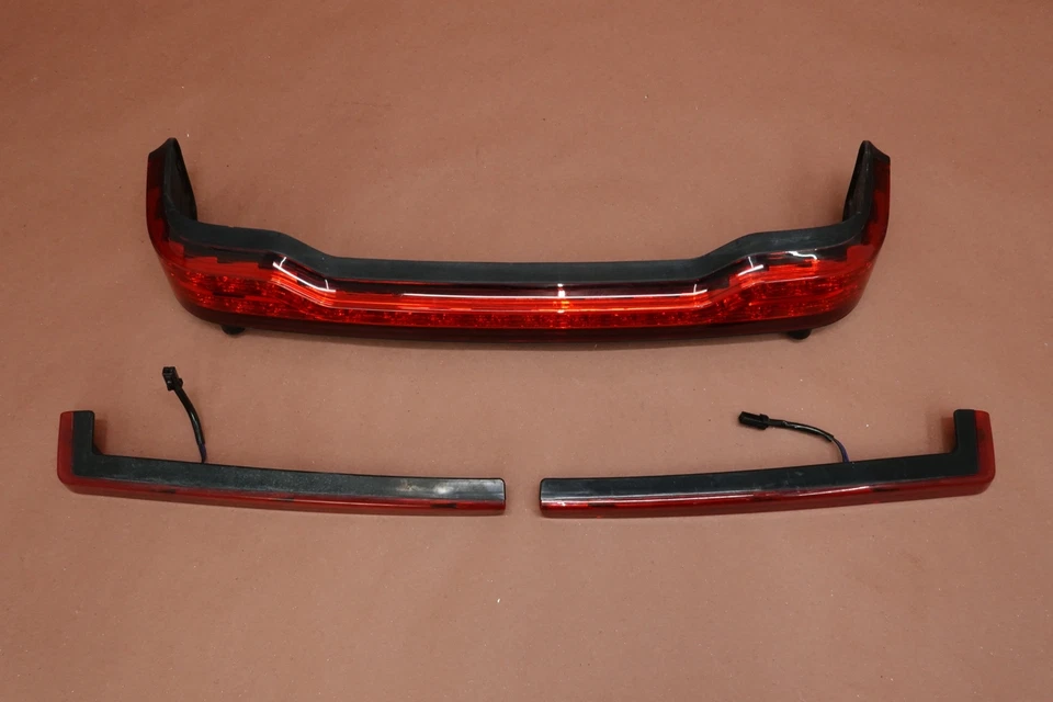 Harley Davidson Road Glide 2007-2016 paquete de luces de freno y giro traseras Foto 1 de 4