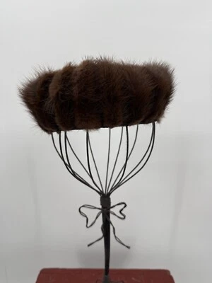 Vintage Brown Mink Fur Hat Pill Box MCM Fashion Lightweight Ribbed Design - Image 1 of 4