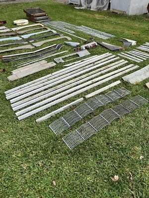 READ DESCRIPTION 1959 Lincoln Premier Grille Continental Trim PARTS Bumper Grill - Image 1 of 4