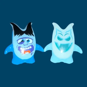 2022 Kinder Joy Überraschungsei blau Spielzeug Halloween Monster & Glow In Dark B23 - Bild 1 von 5