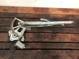 Toyota Prius Right Front Window Regulator NHW20 10/2003-05/2009 - Picture 1 of 7
