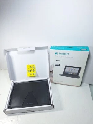 Logitech Fold-Up Keyboard for iPad 2 - Image 1 of 4