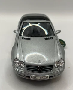 SS 733 2002 Mercedes Benz SL500 Silver Convertible Diecast 1:24 Car in Case - Picture 1 of 6