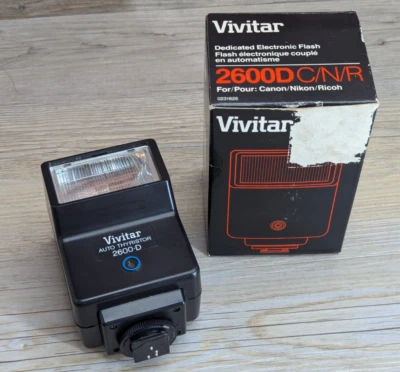 Vivitar Auto Thyristor 2600-D Flash 0231626 C/N/R For Canon/Nikon/Ricoh With Box - Image 1 of 4