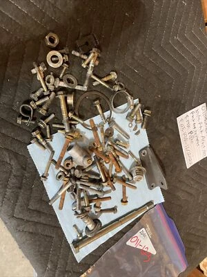 Polaris RMK 800 2003 lote de piezas diversas pernos de hardware perno de embrague misceláneo 011 Foto 1 de 4