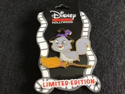 Disney DSSH YZMA кот на метле ограниченный выпуск 300 - Изображение 1 из 3