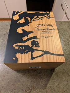 Beautiful Wood Box Cutty Sark Tam O'Shanter Ltd Ed Scotch Whiskey - Picture 1 of 9