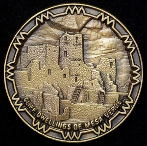 Colorado Cliff Dwellings of Mesa Verde 1977 medalla de bronce 38 mm - Imagen 1 de 2