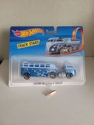 Camión Volkswagen Track Stars 2016 Hot Wheels personalizado esquina de tarjeta doblada Foto 1 de 4