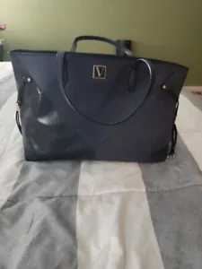 Victoria's Secret Carryall Tote Bag Midnight Blue 15.5 x12 x6 V Monogram Flaw - Picture 1 of 5