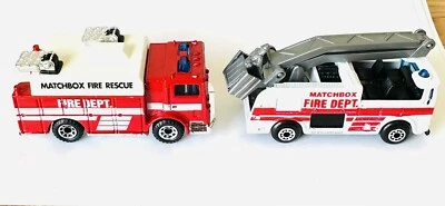 1991 MATCHBOX MACK AUXILIARY POWER FLOODLIGHT RED 1:84 DIECAST FIRE RESCUE TRUCK - Image 1 of 4