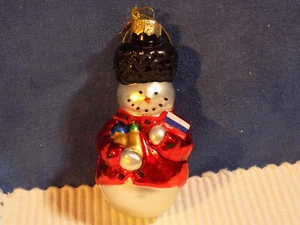 THOMAS PACCONI RUSSIA ETHNIC SNOWMAN 3 3/4" HAND BLOWN ORNAMENT WITH CHARM 2003 - Picture 1 of 5