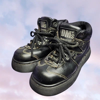 Raro De Colección Hecho en Inglaterra Negro Con Cordones Clásico Grueso Doc Dr Martens EE. UU. 5 Mujeres Foto 1 de 4