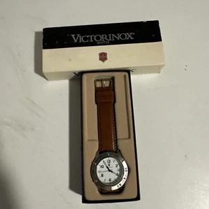NEW/Vintage Victorinox Swiss Watch New In Original Box Model 35022 Avenger - Picture 1 of 11