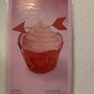 NEW Wilton Valentine St Valentines Sweetest Day Cupcake Wraps N Pix - Picture 1 of 6