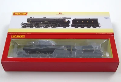 Hornby OO Gauge LNER A3 Class No45 Lemberg Diecast Flickering Fire R30087 Boxed - Image 1 of 4