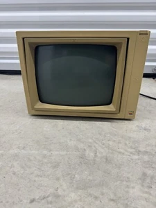 Apple Monitor 2 (A2M2010) - Picture 1 of 4