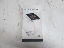 NEW --- Fitbit - FB415SRWT Versa Smart Watch    (lot 12672)