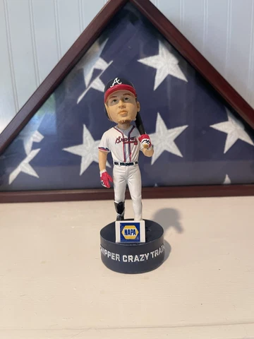 Chipper  Jones “crazy train” bobblehead Cover