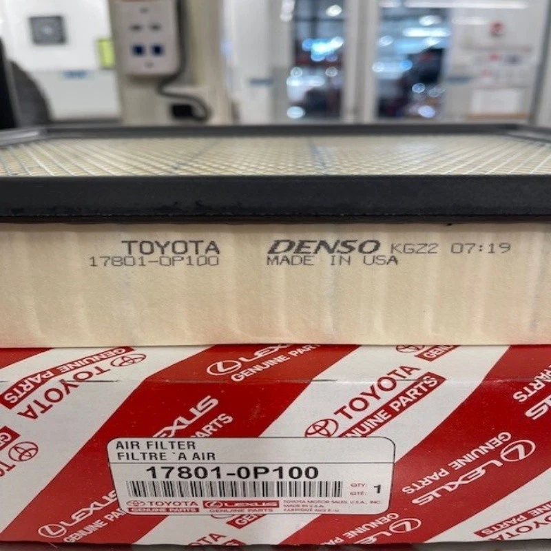 Filtro de aire original Toyota 2016-2023 Tacoma 3,5 L 17801-0P100 OEM Foto 1 de 1