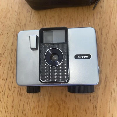 Cámara fotográfica Ricoh Auto Medio Primer Modelo 25mm f2.8 Medio Marco De JAPÓN De colección Foto 1 de 4