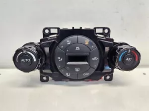 2014 Ford Fiesta SE Temperature Control - Manual Temp *Thru Build 02/2014* - Bild 1 von 14