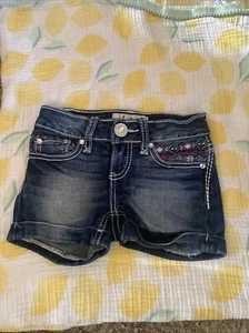 Daytrip Girls Embellished Embroidery Denim Jeans Shorts Size 8 - Picture 1 of 2