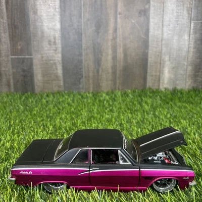 Maisto 1965 Chevy Chevelle Malibu SS Diecast 1:24 Purple Black No Box - Image 1 of 4