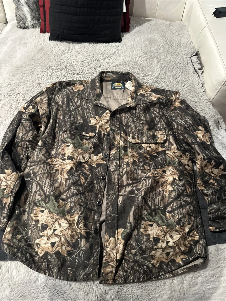 Vintage Men’s Cabellas Made In The USA Button Down Long Sleeve Camo - Image 1 of 4