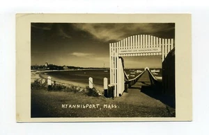 Hyannis Port MA Mass 1940 RPPC foto postal Asociación Cívica Muelle costa - Imagen 1 de 2