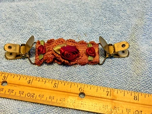 Embroidered 5.5 Inch Garter Strap-Scarlett Roses, Green Petals, Fringe-Free Ship - Picture 1 of 4
