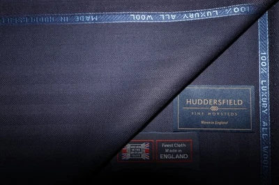 HUDDERSFIELD FINE WORSTED 100% ALL WOOL SUITING FABRIC MADE IN HUDDERSFIELD ENGLAND in Bright Navy -3.34 m