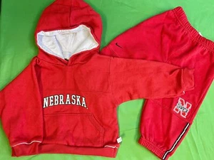 NCAA Nebraska Cornhuskers 2-pc Track Suit Toddler 12 months - Imagen 1 de 7