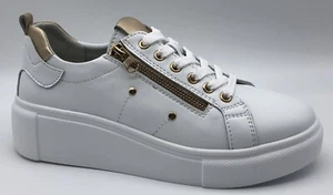 Leather Women's fashion sneaker with zipper side- 2839 White/Gold- FREE POSTAGE! - Picture 1 of 2