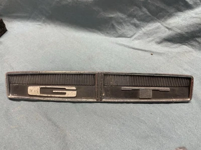 Dodge Dart GT 1969 emblemas interiores  Foto 1 de 2