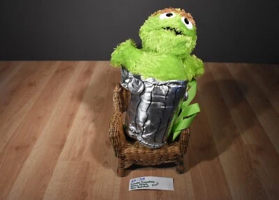 Mochila Animation Innovations Sesame Street Oscar (310-709) - Imagem 1 de 2
