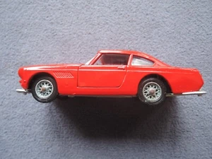 FERRARI 250 GT 2+2 in RED by VEREM 1/43 Scale Die Cast Made in France - Picture 1 of 20