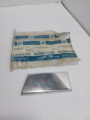 1982 1983 1984 1985 1986 1987 1988 Pontiac 6000 NOS RH guardabarros moldura Foto 1 de 4