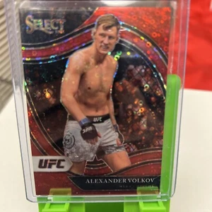 2021 Select UFC Red Disco Octagonside Alexander Volkov /199 - Picture 1 of 3