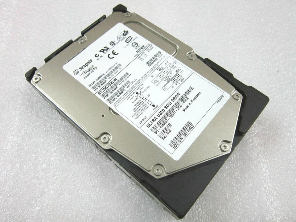 Seagate ST336732LW 36gb scsi 68 pins 15k rpm 3.5 in internal hard drive - Image 1 of 1