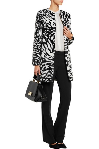 Cappotto in pelliccia finta nuovo con etichette $295 Michael Kors stampa con animali bianco e nero