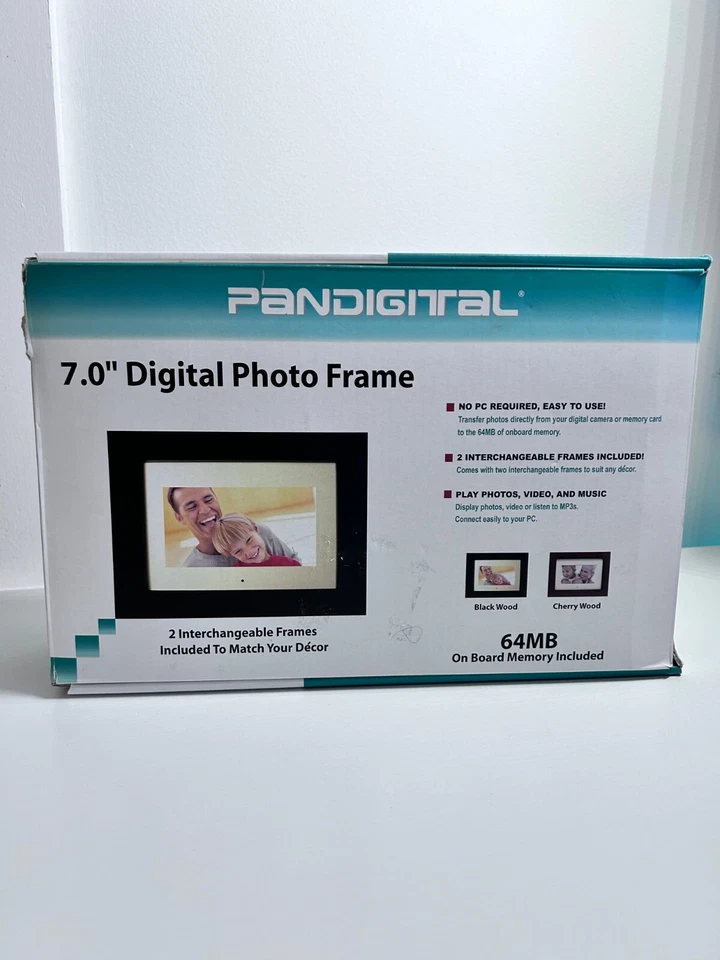 Pandigital 7.0 Digital Photo Frame - 2 Interchangeable frames (Missing Remote) - Image 1 of 4