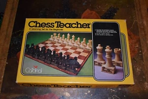 Vintage 1979 Chess Teacher - Cardinal No. 245 - Picture 1 of 6