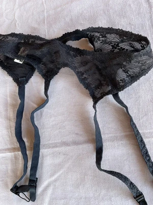 Vintage Jezebel Garter Belt Black Lace Satin Sz M Lingerie - Image 1 of 4