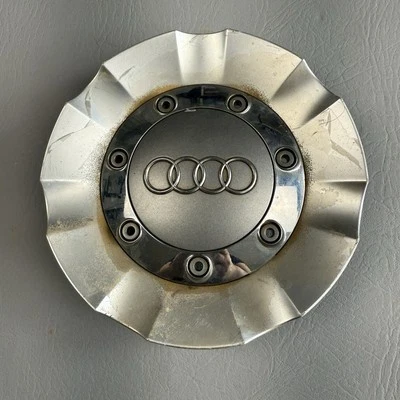 Оригинальный центральный колпак колеса 2007–2013 Audi Q7 P/N 4L0 601 165 - Изображение 1 из 4